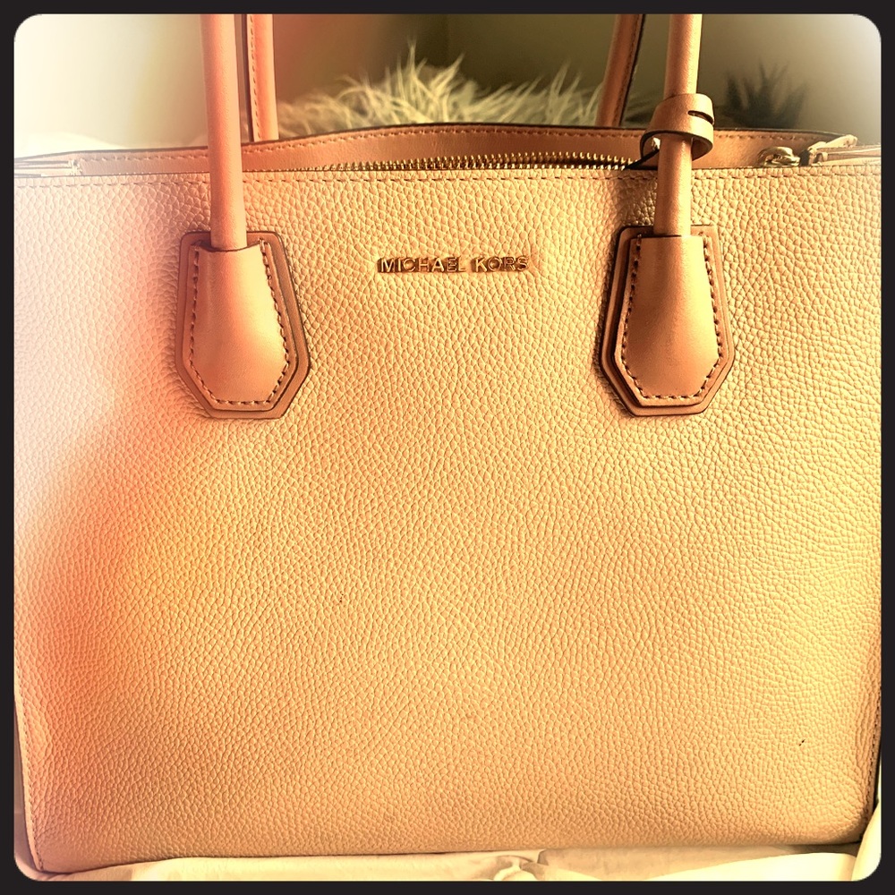Michael Kors tote